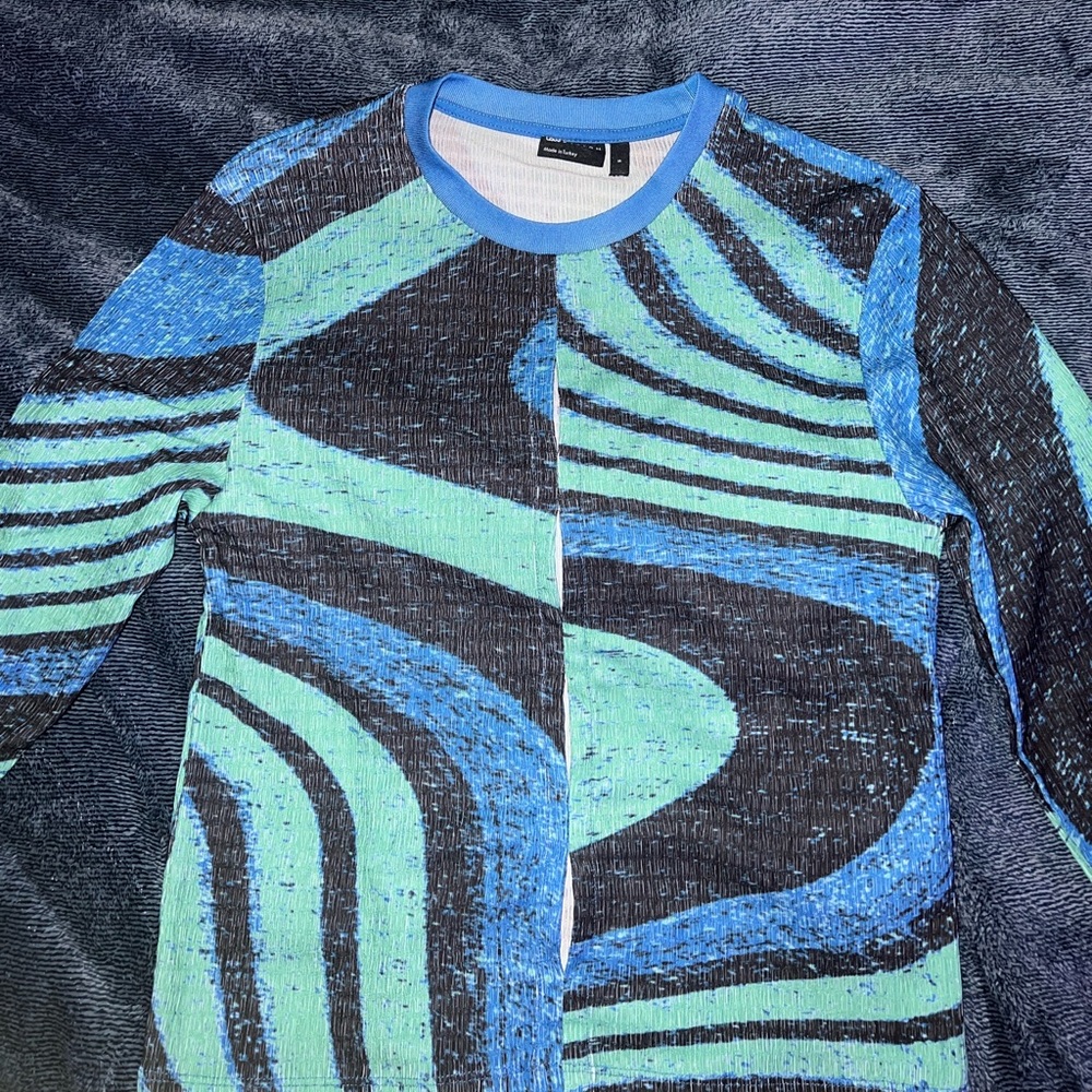 Blue and green muscle fit long sleeve shirt